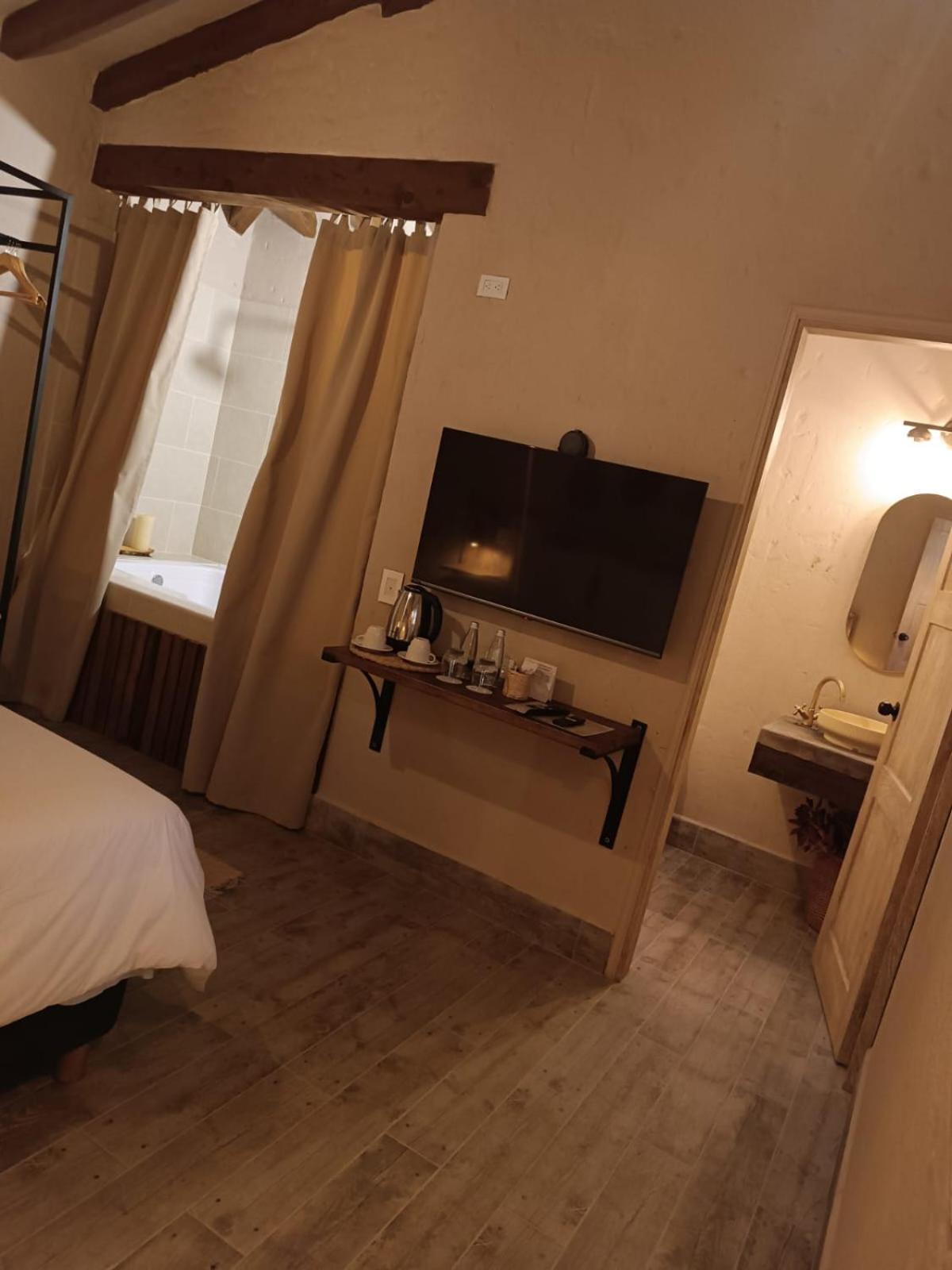 Valerio Hotel Boutique Маринилья Экстерьер фото